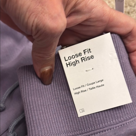 Nike Women's Nike Sportswear Phoenix Fleece Logo Shorts - Picture 6 of 6